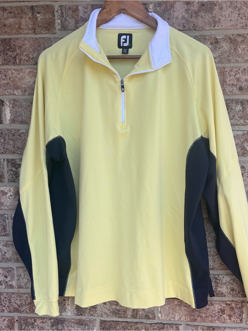 FootJoy FJ Golf Pullover 1/4 Zip Mens Large Yellow Navy Performance Shirt